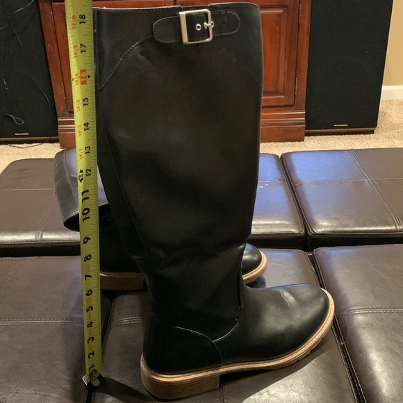 Tall black boots with buckle, size 10, in good condition! - Picture 1 of 7